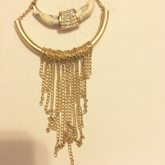 Long gold and marble horn necklace - Picture 2 of 2